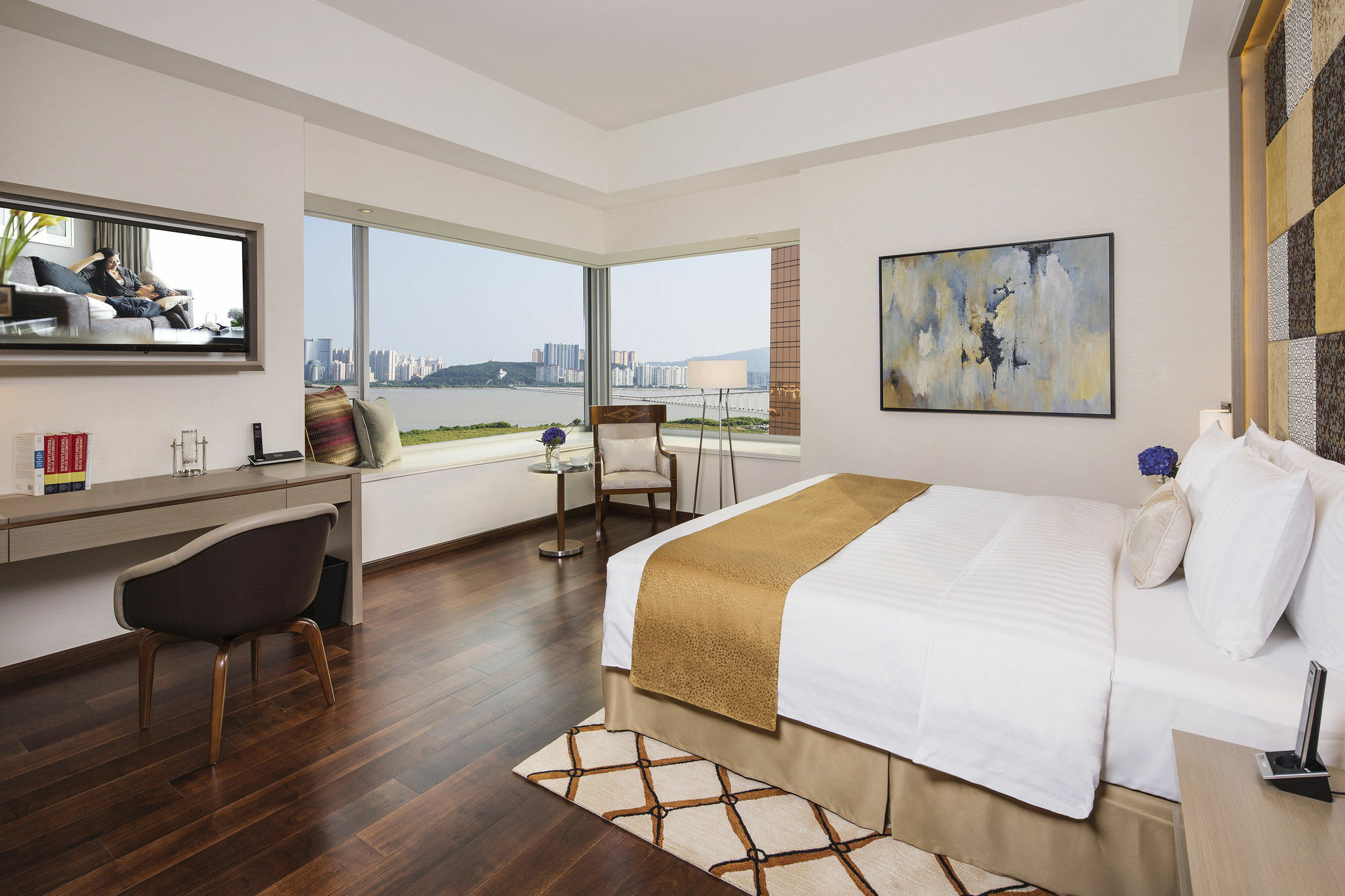 Ascott